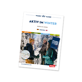 Ein Flyer mit dem Titel "AKTIV IM WINTER". Er zeigt Personen, die Wintersportaktivitäten genießen, umgeben von Schnee und einem klaren Himmel.