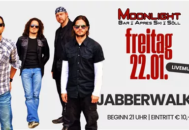 Ein vierköpfiges Musikensemble steht auf einer Bühne. Das Bild bewirbt ein Live-Konzert am Freitag, den 23. Januar, im Moonlight Bar in Söll.