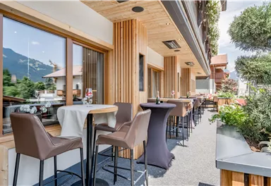 Greil Champagnerlounge Aussen