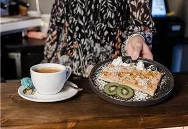 Scheffau_d'Schusterin_Kaffee_Kuchen