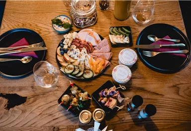 Scheffau_d'Schusterin_Snacks