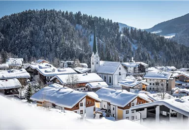 Pfarrkirche Scheffau Winter