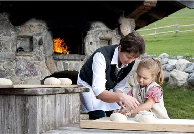 Söll_Brot backen_Wilder Kaiser