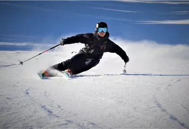 Söll_Hohe Salve Skifahrer_Wilder Kaiser