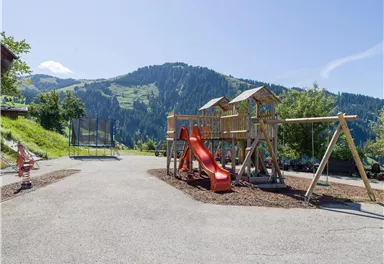 Söll_Spielplatz am Gruberhof_Wilder Kaiser
