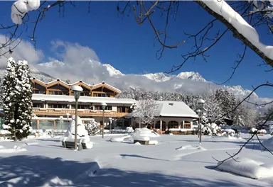 Söll_Winter Außenansicht_Wilder Kaiser