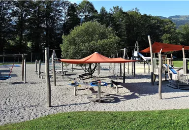 Spielebereich außen