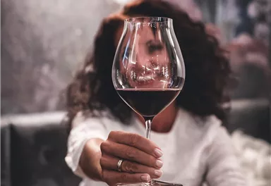vidum_lounge-wein-detail01_1440x1440
