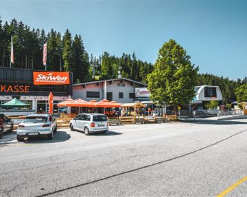 Parkplatz_Bergbahn_Scheffau_Talstation
