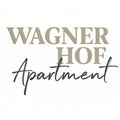 Eine elegante Schriftzug für "Wagner Hof Apartment". Die Schrift ist modern und stilvoll gestaltet.