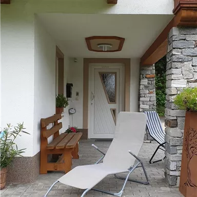 Entrance Apartment