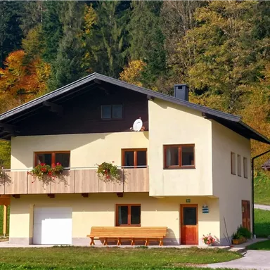 Aussenansicht im Spätsommer