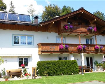 Aussenansicht Sommer