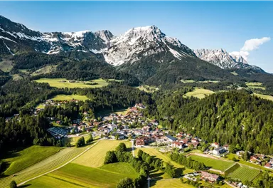Scheffau_Ortsansicht_Wilder Kaiser