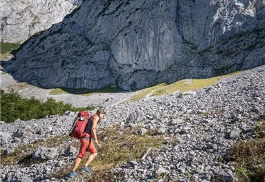 Wilder_Kaiser_Sportler_Klettern_Treffauer_November_Sun_Sommer2021_hochzwei (4)_1920px.jpg