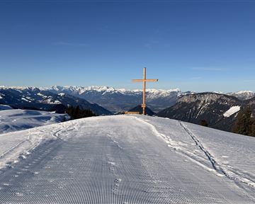 scheffau_brandstadl_gipfelkreuz_runde_cskiwelt_scheffau_christina_kroell_3_quer.jpeg