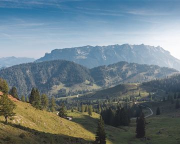 Scheffau_Hochegg_Blick auf Zahmen Kaiser_Wilder Kaiser
